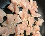 春色　鶏むねと厚揚げ炒め　米粉使用作り方2写真