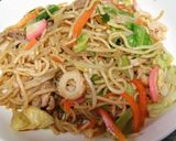 米粉活用～残った焼きそばdeお好み焼き♪作り方1写真