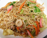 米粉活用～残った焼きそばdeお好み焼き♪作り方1写真