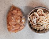 デパ地下風☆鶏胸肉と根菜の甘酢炒め作り方1写真