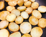 新じゃがとピーマンと鮭のコンソメ炒め作り方6写真