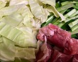 ニラと春キャベツの豚肉炒め作り方1写真