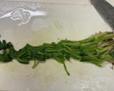 ささっと♪ピリ辛せりの鯖缶和え作り方4写真