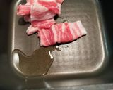 豚バラ肉の甘辛コチュジャン炒め☆焼魚弁当作り方1写真