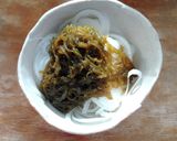 合わせ技の福菜！新玉葱もずく酢鰹節和え作り方2写真