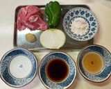 豚肉・ピーマン・玉ねぎの生姜炒め作り方1写真