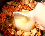 丸ごと新玉ねぎの炊き込みごはん【食遺産】作り方9写真