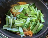 魚醤の旨味とごま油香る！小松菜いしる炒め作り方7写真