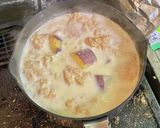 鶏団子とサツマイモの牛乳味噌汁作り方6写真