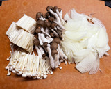 簡単！バター香る 鮭ときのこのホイル焼き作り方1写真
