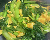 簡単！卵と小松菜の中華炒め作り方4写真