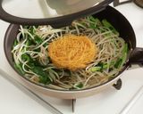 ニラもやし炒めのスタミナ満点焼ビーフン！作り方6写真
