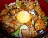 美味しい♡卵黄のせ甘辛豚丼作り方7写真