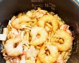 炊飯器にお任せきりピラフ作り方4写真