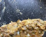 肉そぼろか肉辛味噌で　簡単1人用オムレツ作り方3写真
