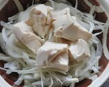 おうち居酒屋★玉ねぎと豆腐の卵黄乗っけ作り方3写真