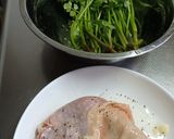 鶏肉とセリの小鉢作り方1写真