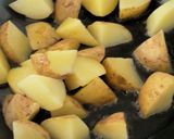 新じゃがとひき肉の甘辛炒め作り方3写真
