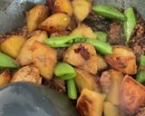 新じゃがとひき肉の甘辛炒め作り方5写真
