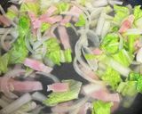 白菜とベーコンのコンソメスープ作り方5写真