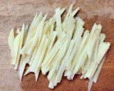 ニラと舞茸 えのき 生姜の炊き込みご飯❃作り方2写真