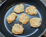 鶏ひき肉と紫蘇の落とし焼き作り方2写真
