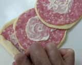 薔薇の季節に⋯ハムローズパン☆作り方5写真