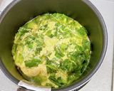 セロリと卵のバターコンソメカレースープ作り方4写真