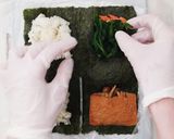 逃げる具材救済。稲荷折りたたみおにぎらず作り方6写真