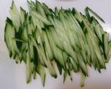 簡単！旨い！納豆ときゅうりの塩昆布ナムル作り方1写真