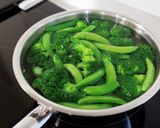 春野菜のカレーツナマヨサラダ。作り方2写真