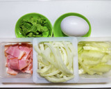 ベーコンとセロリと玉ねぎと卵のスープ作り方1写真