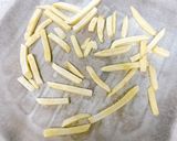 冷凍ポテトを美味しく♪スイチリクリチのせ作り方1写真