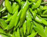 スナップえんどうとえのきの麺つゆバター!作り方1写真