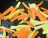鶏肉＆根菜の細切り炒め作り方1写真