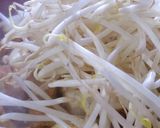 厚揚げともやしと豆苗の炒め物作り方3写真