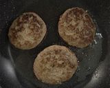 デミソースで簡単！低糖質煮込みハンバーグ作り方4写真