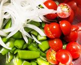スナップえんどうと新玉ねぎミソマヨネーズ作り方1写真