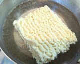 塩ラーメンでクレイジーガーリック焼そば作り方4写真