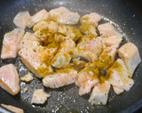 簡単！銀鮭とほうれん草のカレー炒め作り方5写真