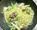 あさりと春野菜の味噌バターパスタ作り方6写真