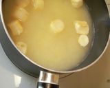 さつまいもと麩のお味噌汁作り方5写真