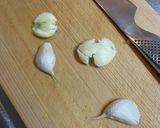 手羽元のホロホロ煮甘辛にんにく風味作り方1写真