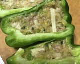 餃子餡で☆チーズピーマン肉詰め作り方1写真