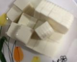 小松菜、ネギ、ワカメ、豆腐のおみよつけ作り方1写真