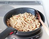 定番な一品【蓮根と竹輪のきんぴら】作り方6写真