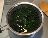 ほうれん草のニンニクごま和え作り方3写真