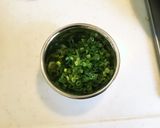 牛肉のニンニク葱炒め作り方1写真