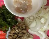 新玉ねぎとわかめのごま油炒め作り方1写真