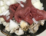 牛肉とまいたけのオイスターソース炒め作り方1写真
